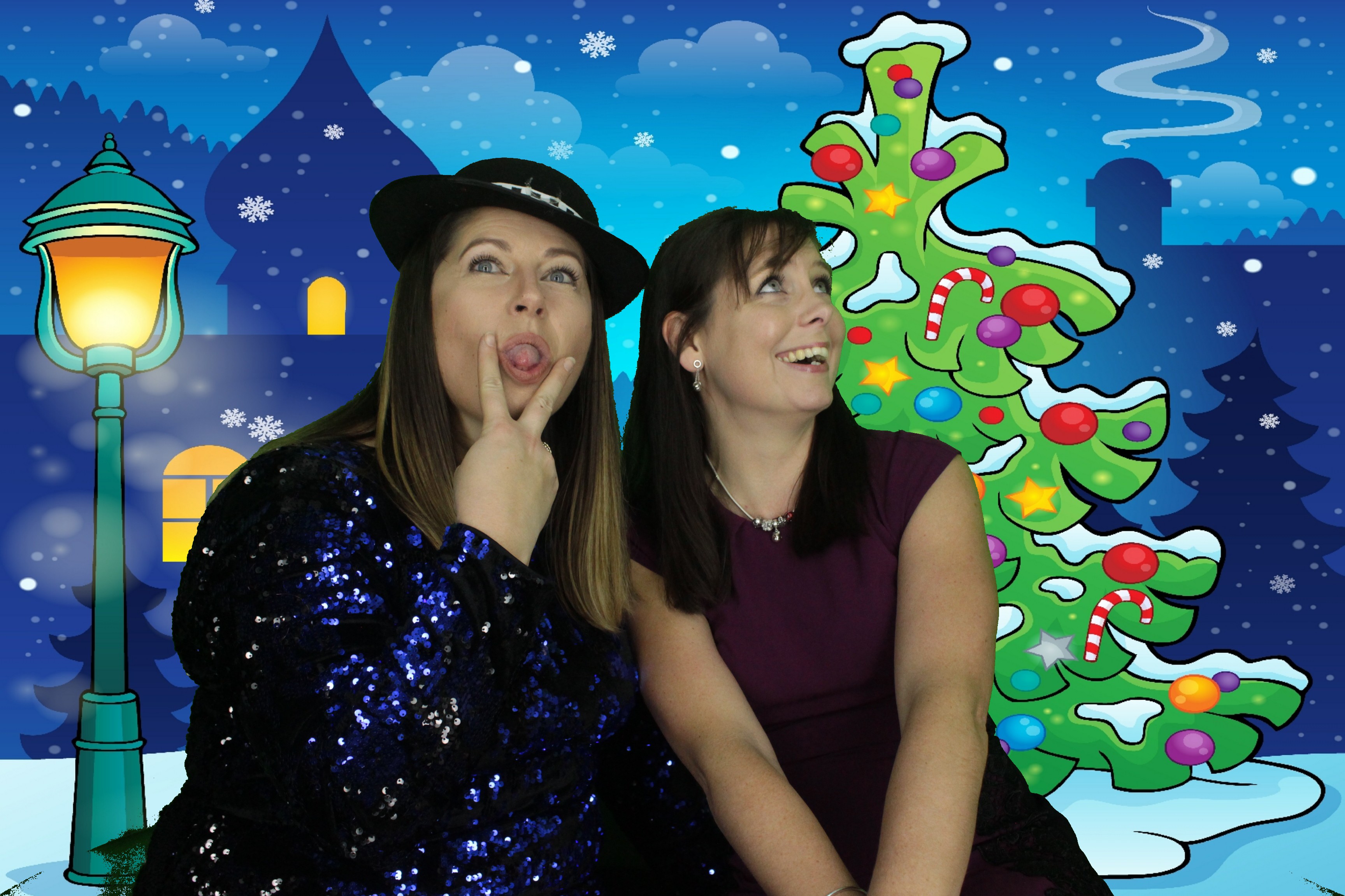 One Line Christmas Party | View more photos from the event at gallery.myphotoboothexperience.co.uk/u/MyPhotoBoothExperienceLtd/One-Line-Christmas-Party